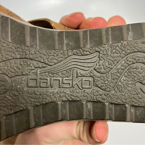 Dansko brown leather slide sandals strappy women’s size 37 6.5 comfort shoes - Picture 7 of 8